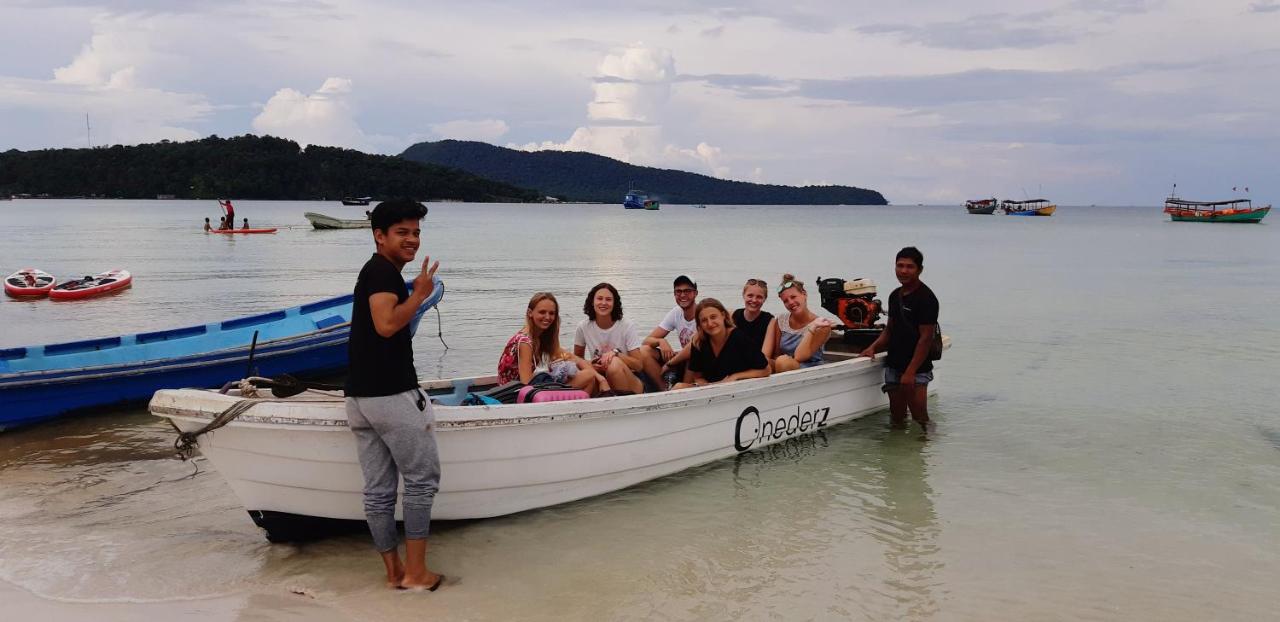 Onederz Koh Rong Sanloem Hostel Εξωτερικό φωτογραφία